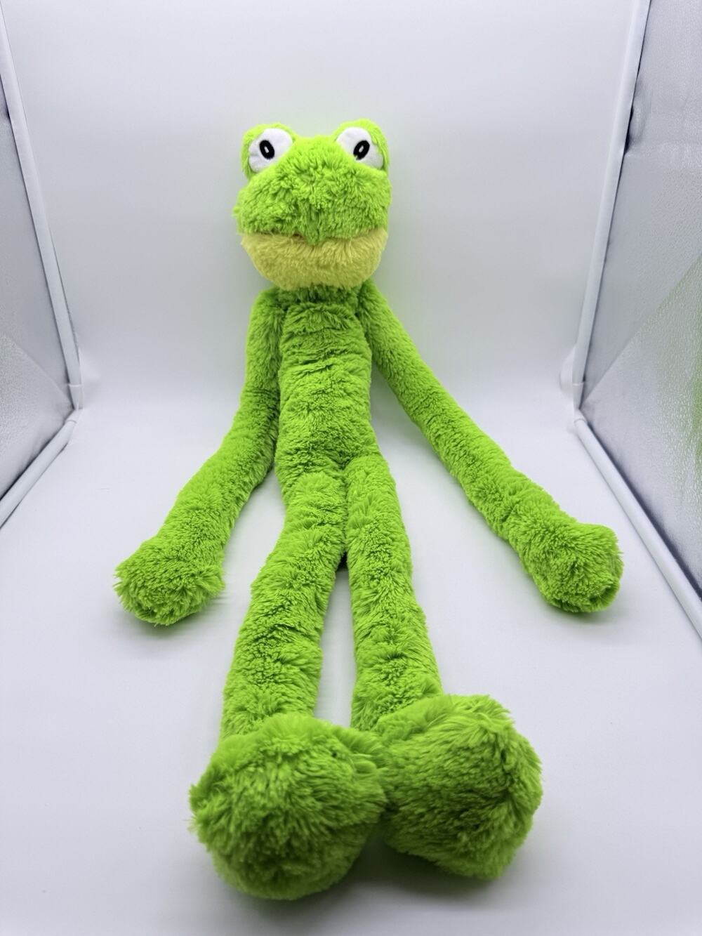Multipet Swingin Slevin Green Frog Plush Dog Toy Soft 27"